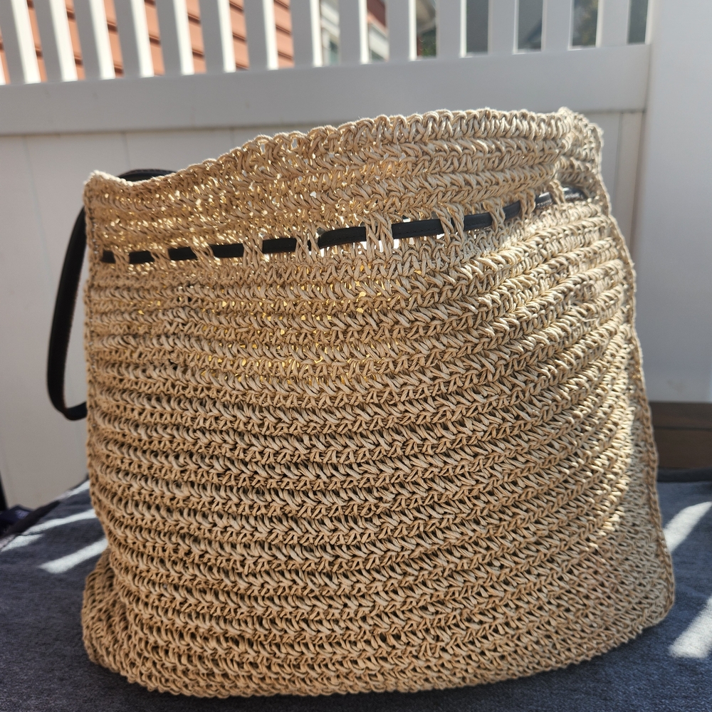 Eddie Bauer Natural Woven Tote - Picture 10 of 11